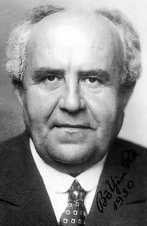 Photo of Bô Yin Râ, age 54.jpg